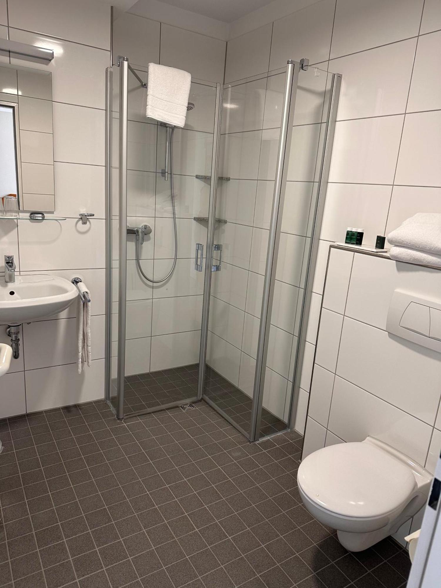 Hotel Nahetal Gensingen Bagian luar foto